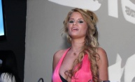 Viktoria Metzker u Night clubu Aruba