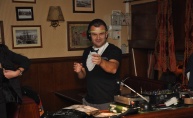 Zeleno obojeni Phanas pub