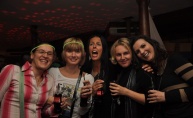 Zeleno obojeni Phanas pub