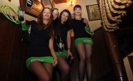 Zeleno obojeni Phanas pub