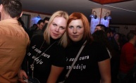 Raspoložena ekipa u Night baru Montana