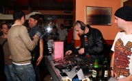 Riječki DJ-i na humanitarnom DJ maratonu skupili 5.000kn za pomoć malom Eriku!