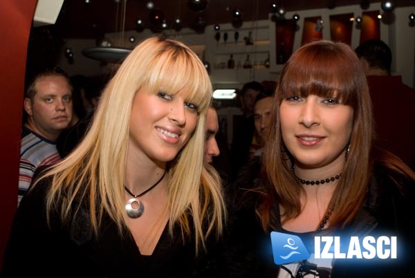 New Generation IZLASCI.net party powered by Smirnoff