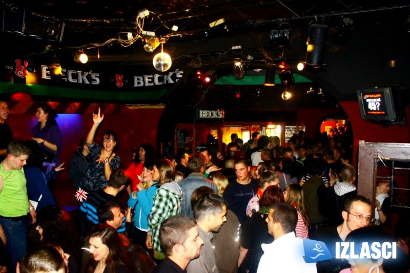 Koncert podrške radnicima Glasa Istre uz pulske bendove u klubu Uljanik