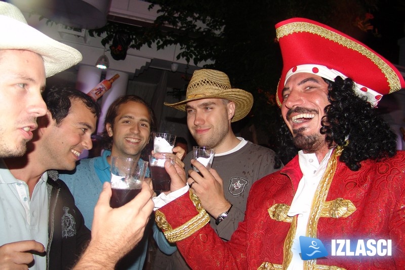 Gdje je Captain Morgan tu je party! Cocomo, Novalja