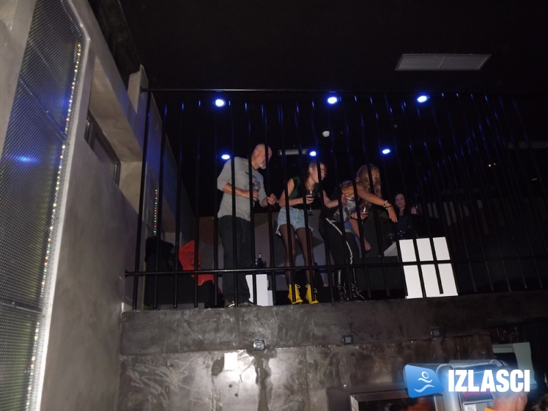 Garage ultra lounge otvorio svoja vrata Garage ultra lounge otvorio svoja vrata