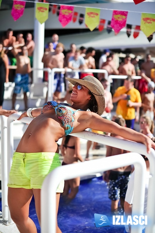 Aquarius after beach party