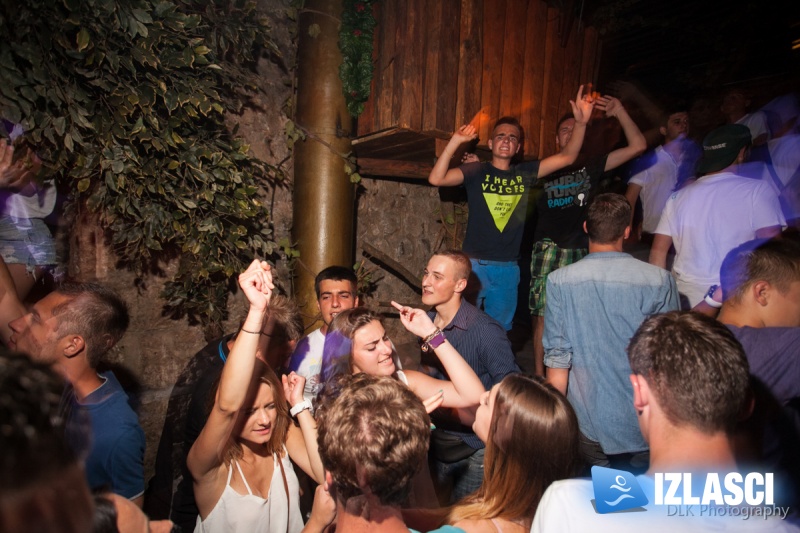 Balkan party susreo House ritmove u clubu Jungle na Krku