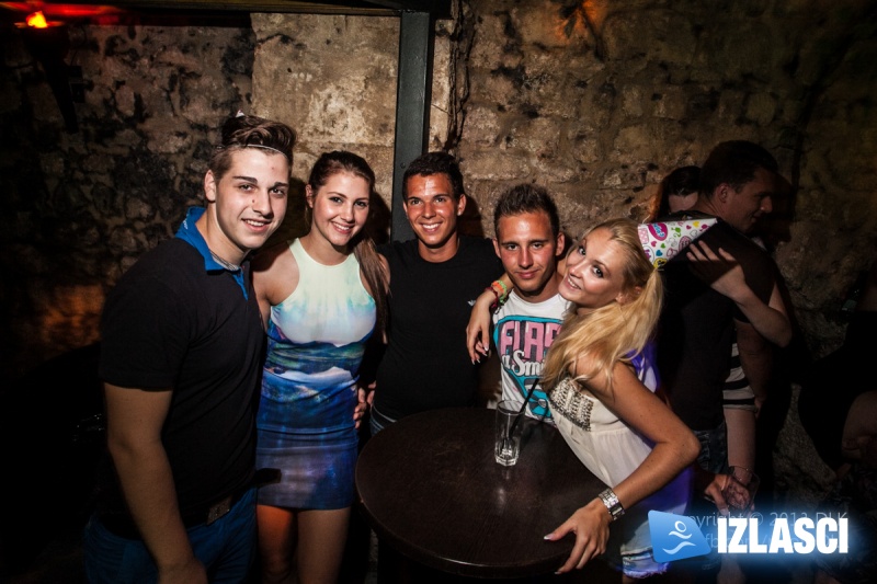 DJ Robert G. Roy with The Liquidator u Jungle clubu