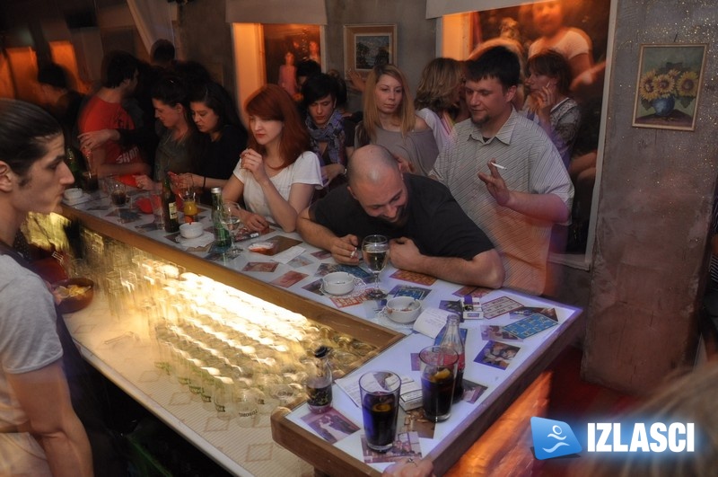 Dobra muzika i opuštanje petkom u Klubu Život