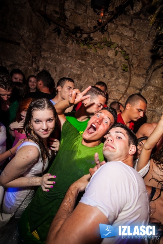 Foam party Full GAS i bez cenzure u clubu Jungle