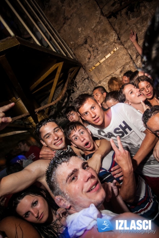 Foam party Full GAS i bez cenzure u clubu Jungle