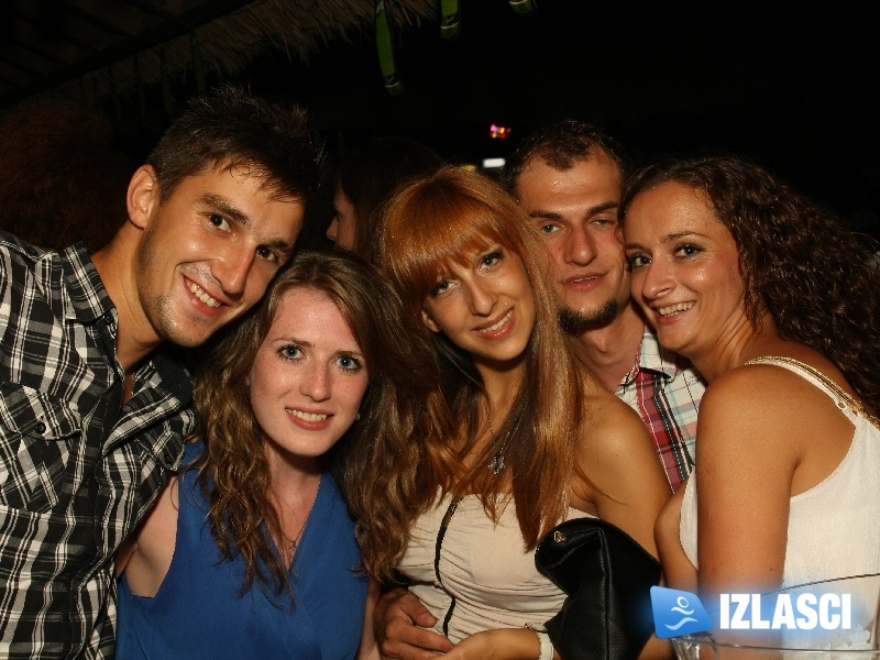 Notorius Beach bar prepun komada