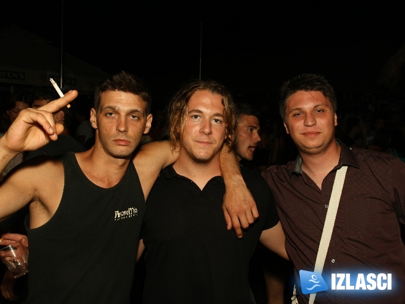 Notorius Beach bar prepun komada