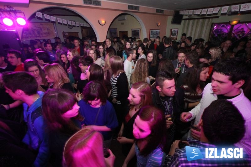 Odličan koncert Night Expressa u Merikane baru