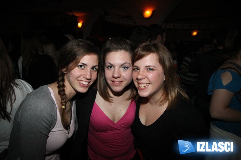 Odličan koncert Night Expressa u Merikane baru