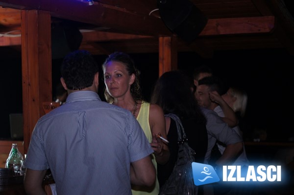 Otvorenje beach bara Baza u Puntiželi
