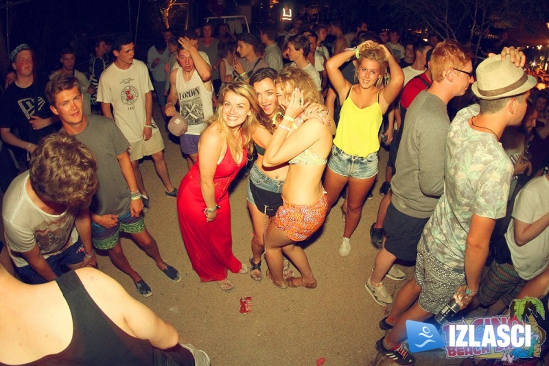Pacino Beach bar u Istri je novo Zrće!