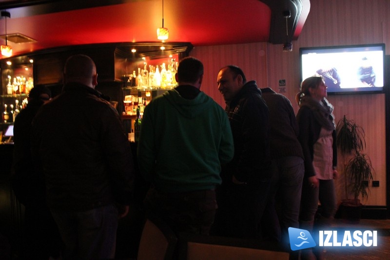 Pazinska kavana petkom uz live svirku dua Stand by