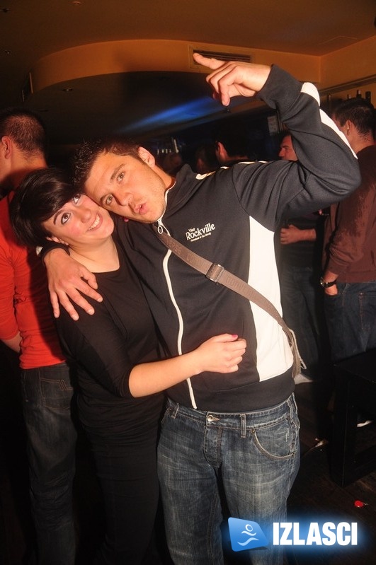 Subota u Johnnie Walker pubu