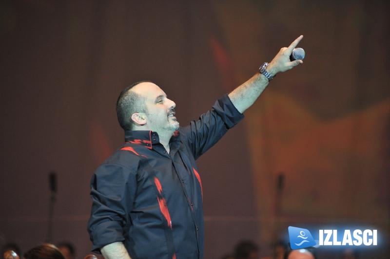 Tony Cetinski oduševio koncertom u Beogradskoj areni na Dan zaljubljenih Tony Cetinski oduševio koncertom u Beogradskoj areni na Dan zaljubljenih
